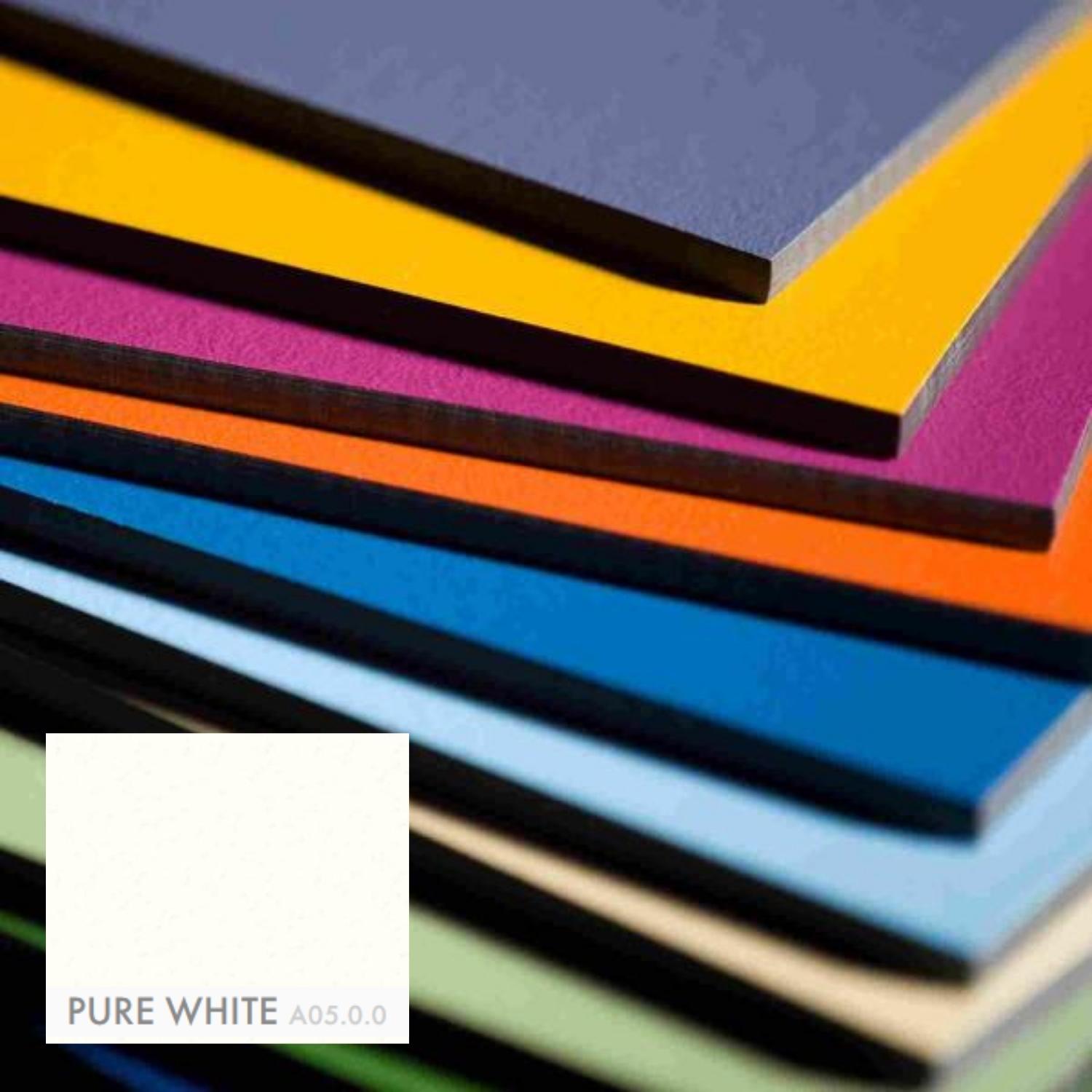 Painel Fenólico Trespa Meteon Unicolors Satin Standart - SS - 4270 x 2130 x 6 mm - Cor A05.0.0 (Pure White)