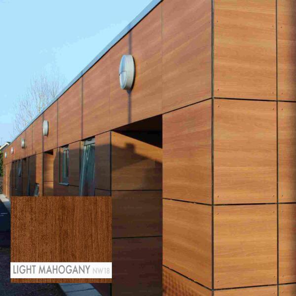 Painel Fenólico Trespa Meteon Wood Satin Standart - SS - 3650 x 1860 x 6 mm - Cor NW18 (Light Mahogany)